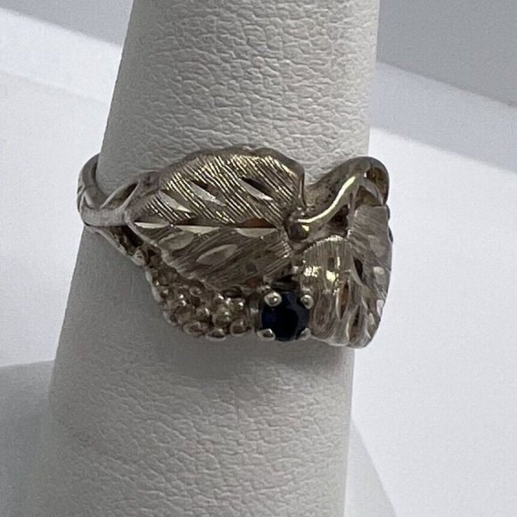 925 STERLING SILVER SAPPHIRE RING  SIZE 4.5 - Picture 4 of 9